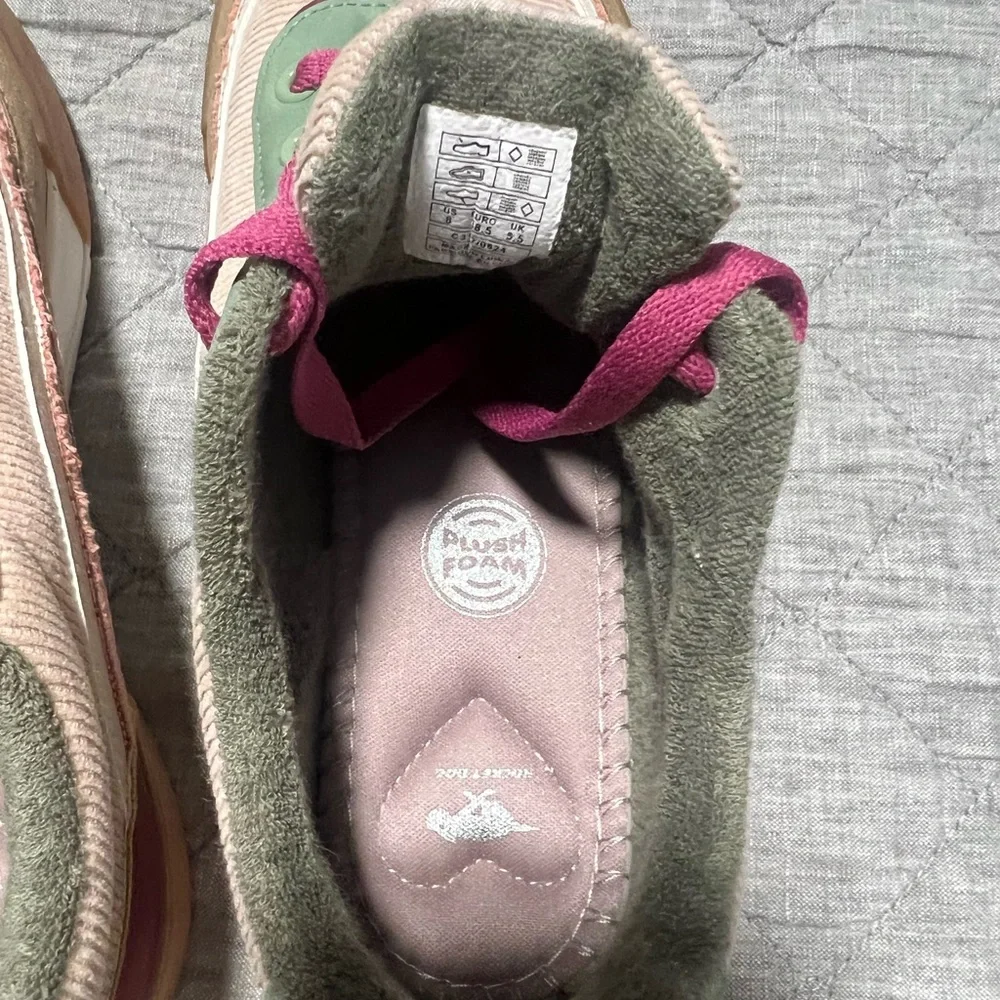 RocketDog, Size 8, Colorful Sneakers with Pink Laces - Picture 6 of 6